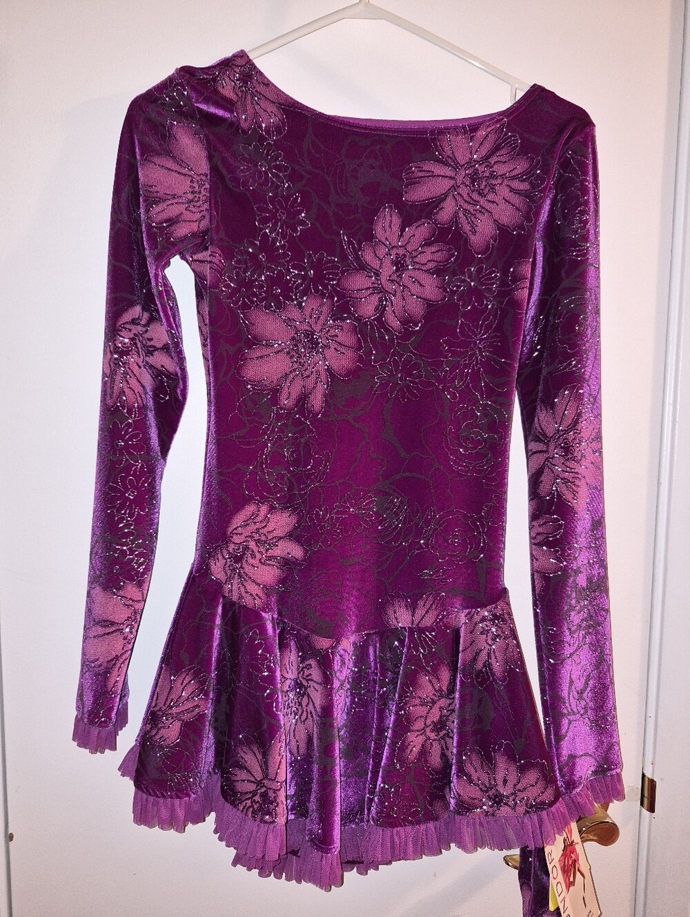 Mondor Figure Skating Dress made Canada Long-Sleeve Magenta Adult Medium New